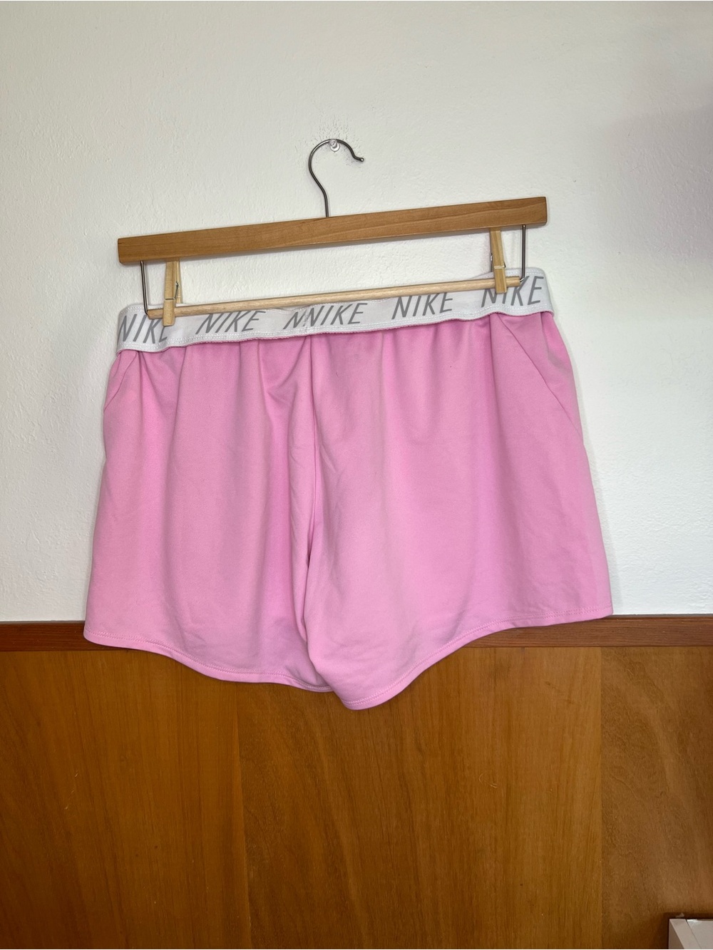 Shorts - Picture 2 of 3